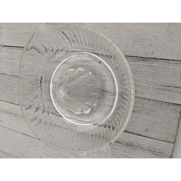 Vintage #4 Ribbed Glass Juicer Reamer 6" Diameter with Handle & Pour Spout - Picture 2 of 6